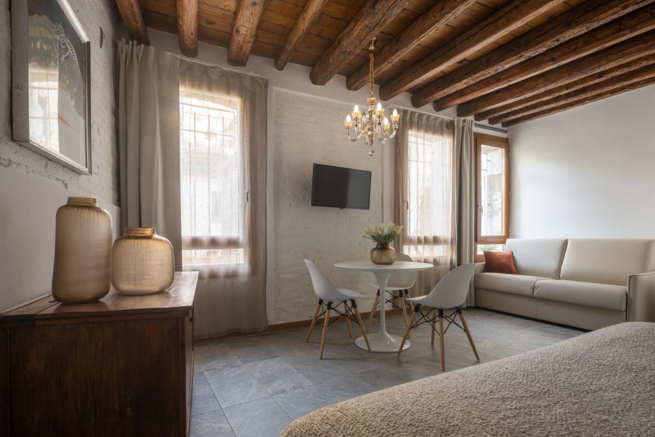 Castello Apartment With Garden R&R Velence Kültér fotó